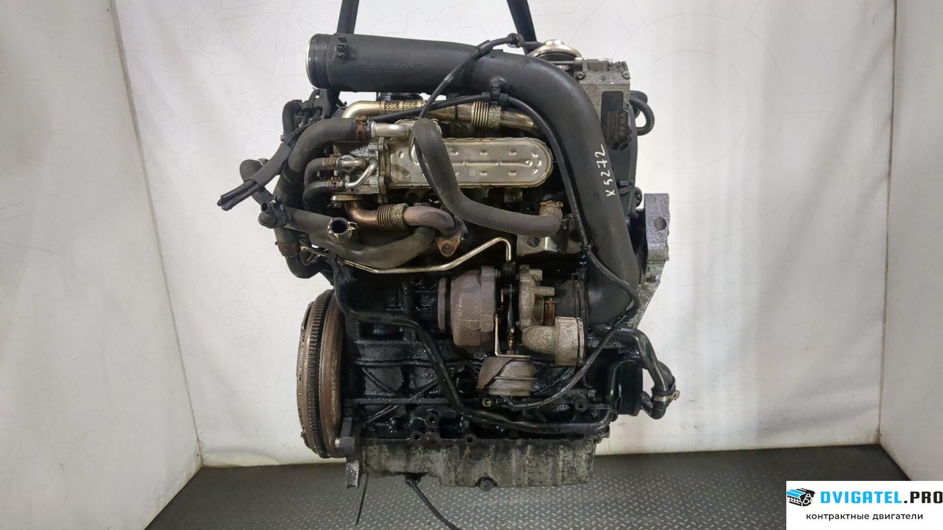 Двигатель Volkswagen Touran 2006 - 2010 BXE 1.9 л., Дизель, TDI, артикул 9193529